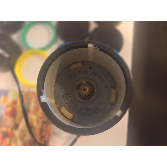 Magic Bullet Blender MB1001, 120V,250W,60Hz,Works Accessories & Booklet Included - Picture 7 of 8